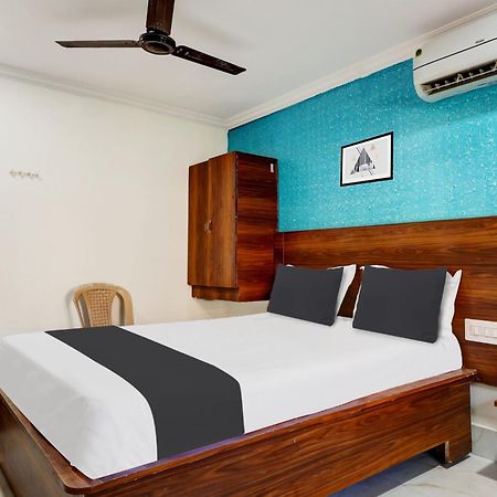 Hotel O Gangothri Lodge Visákhapatnam Kültér fotó