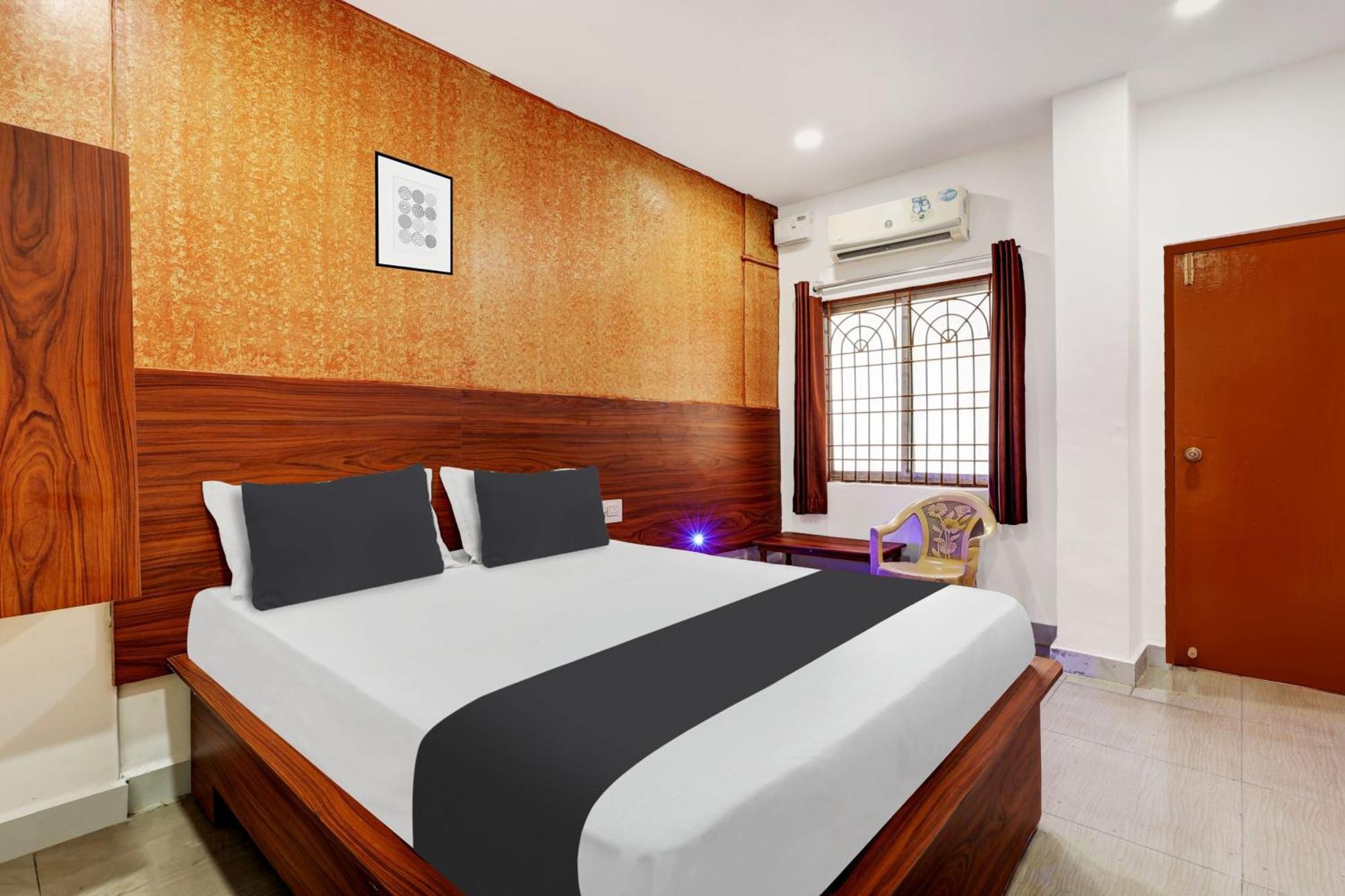 Hotel O Gangothri Lodge Visákhapatnam Kültér fotó